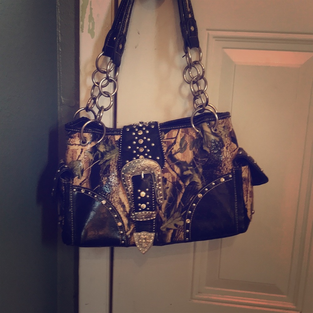 Montana west camo purse